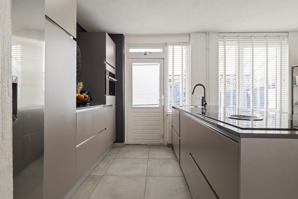 Medium property photo - Doctor Cuypersstraat 48, 5912 KA Venlo